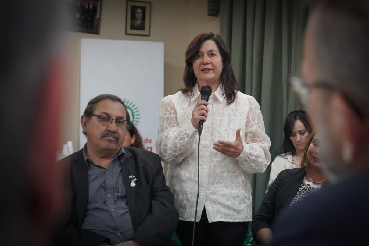 Conversatorio con el Embajador de Ucrania